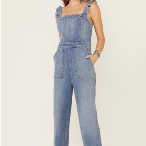 Women's Ariat Denim Overalls, Medium